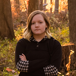 Jeni Tucker headshot