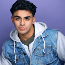 Luis Avalos headshot
